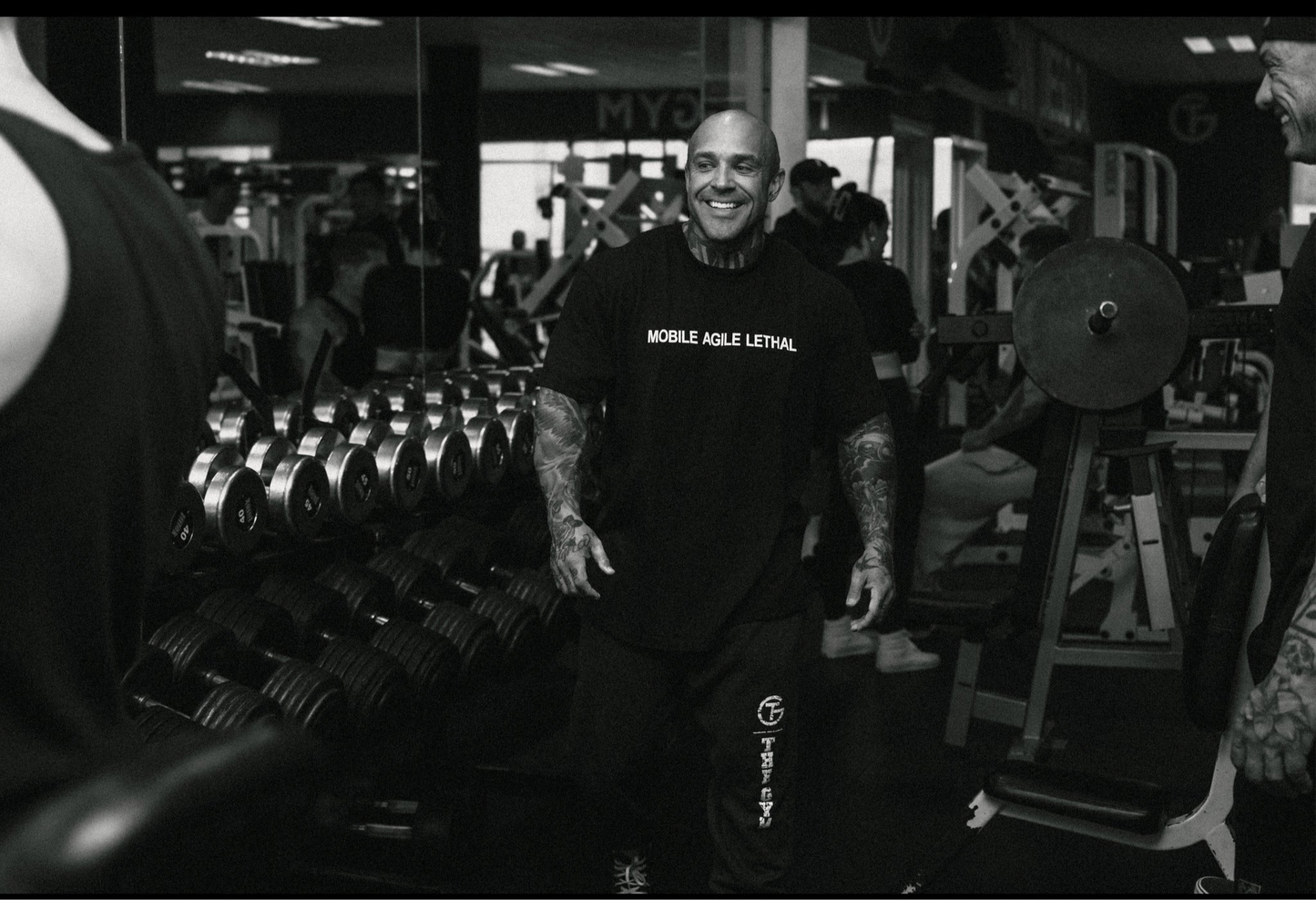 OUTSIDERS 002